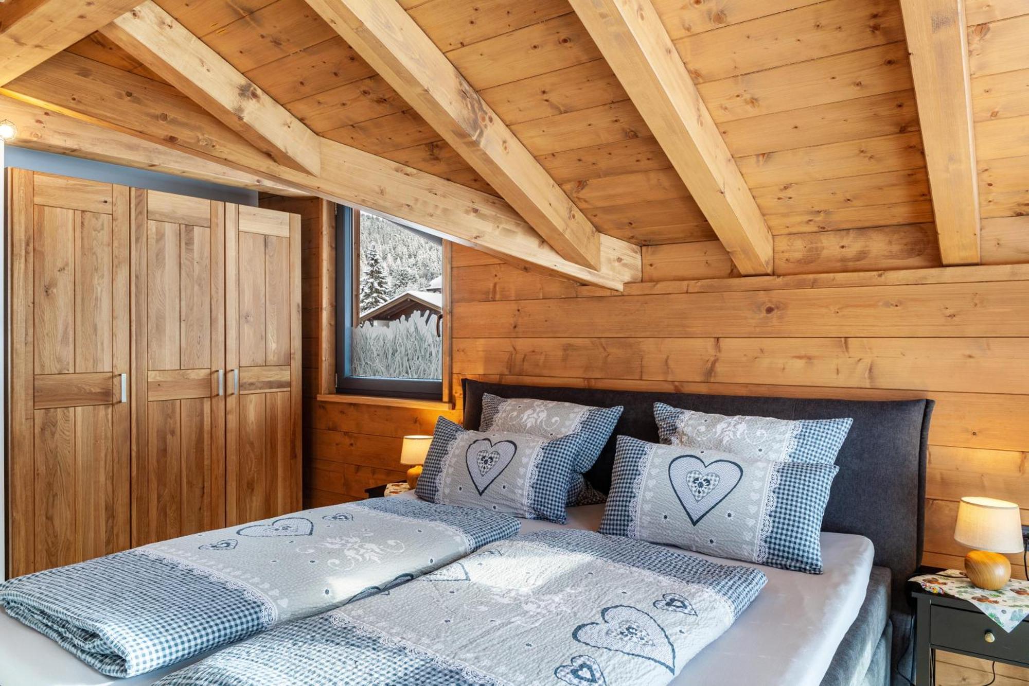 Chalet Aus Holz Garmisch-Partenkirchen Dış mekan fotoğraf